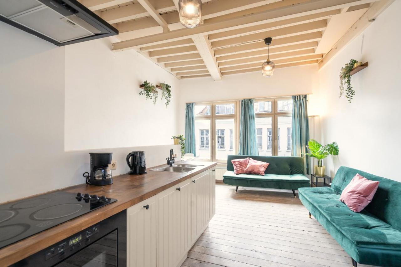 Tempel Triplex & Duplex At Historic Heart Of Antwerp Apartment Bagian luar foto