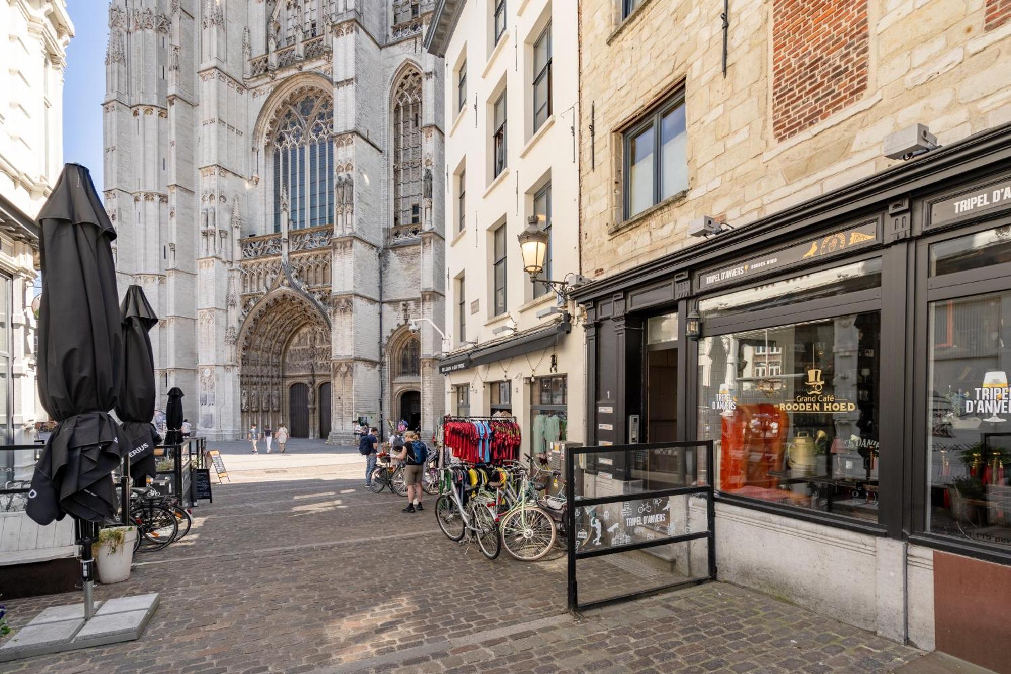 Tempel Triplex & Duplex At Historic Heart Of Antwerp Apartment Bagian luar foto