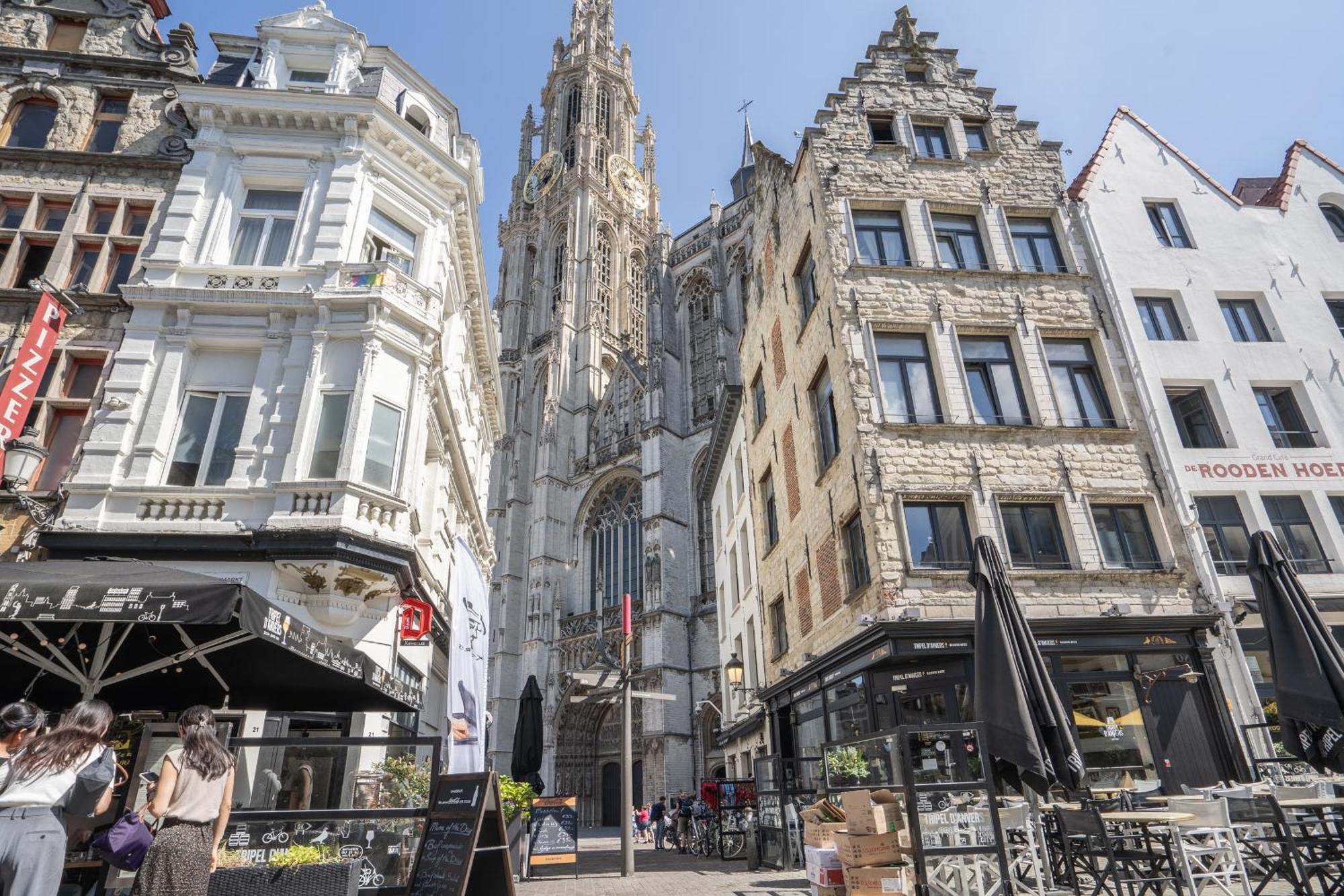 Tempel Triplex & Duplex At Historic Heart Of Antwerp Apartment Bagian luar foto