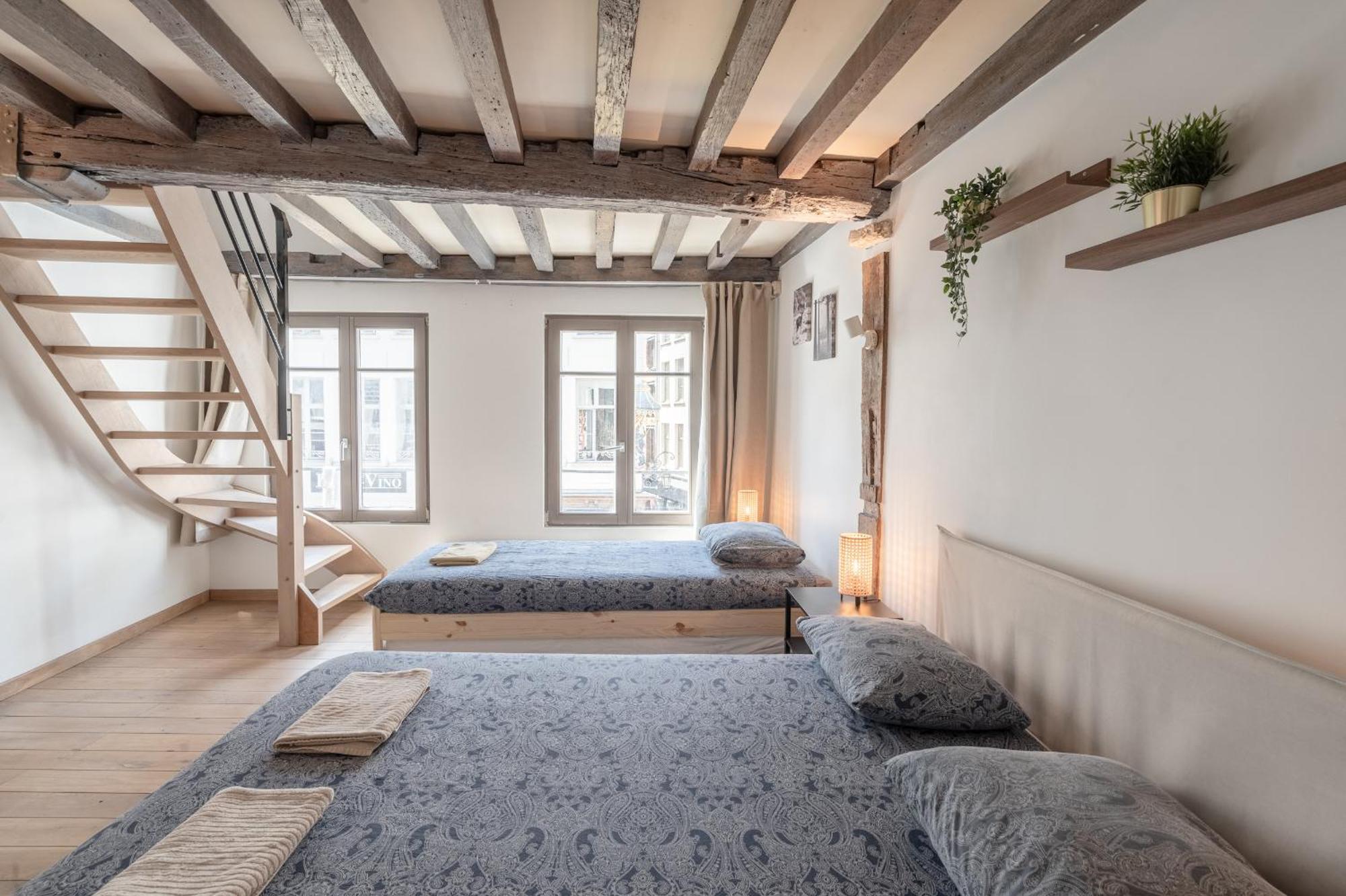 Tempel Triplex & Duplex At Historic Heart Of Antwerp Apartment Bagian luar foto