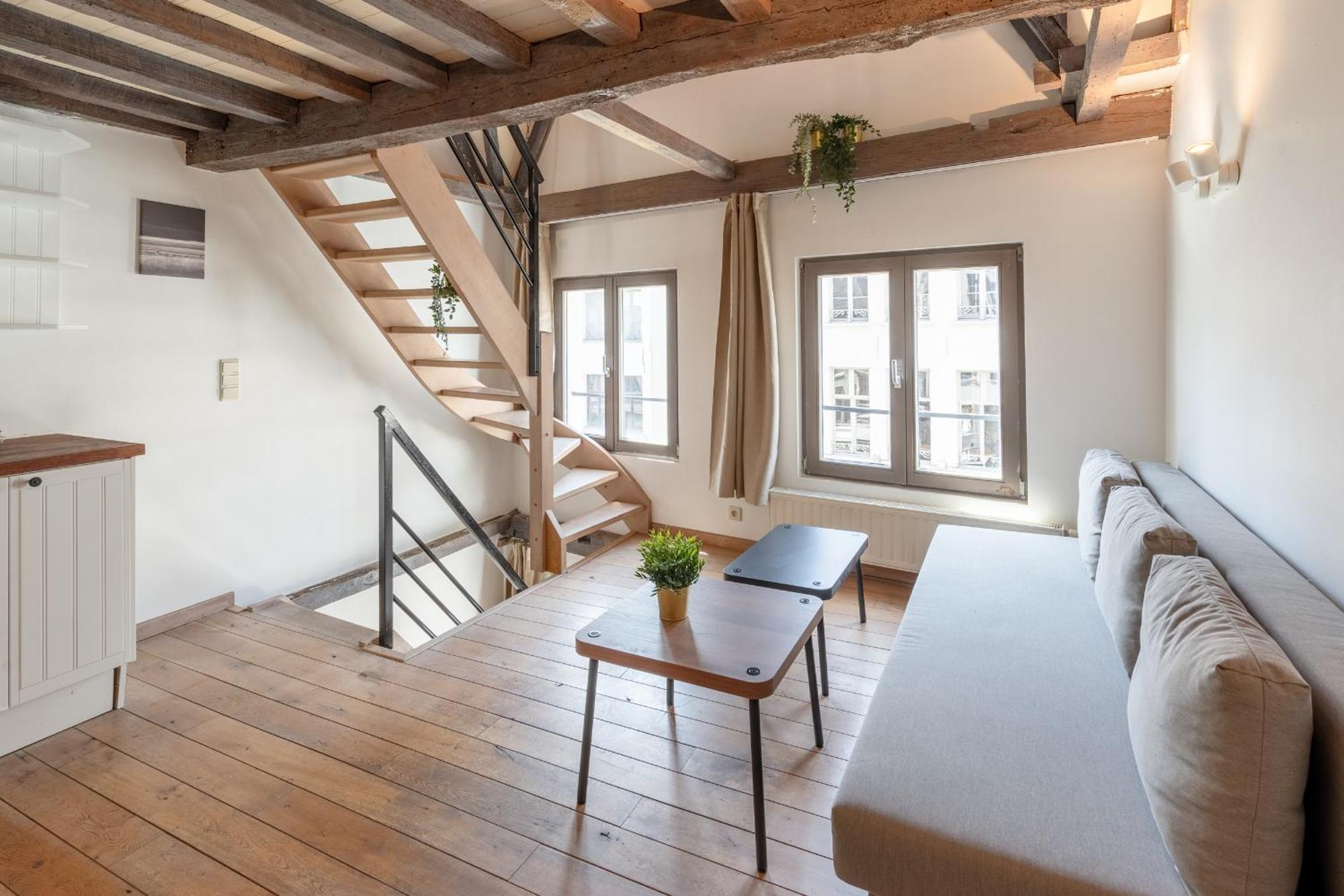 Tempel Triplex & Duplex At Historic Heart Of Antwerp Apartment Bagian luar foto