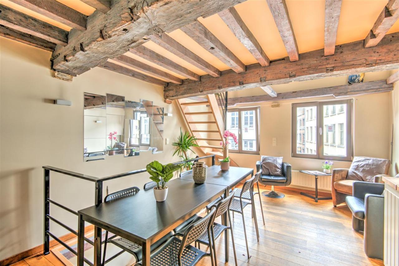 Tempel Triplex & Duplex At Historic Heart Of Antwerp Apartment Bagian luar foto