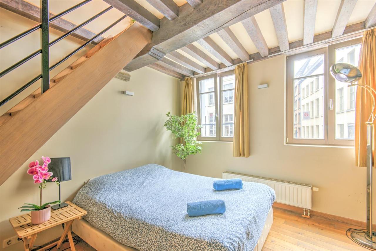 Tempel Triplex & Duplex At Historic Heart Of Antwerp Apartment Bagian luar foto
